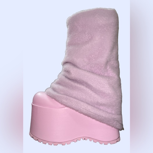 SUGAR THRILLZ Snuggle Wonderland Pink Platform Boots - Picture 4 of 14